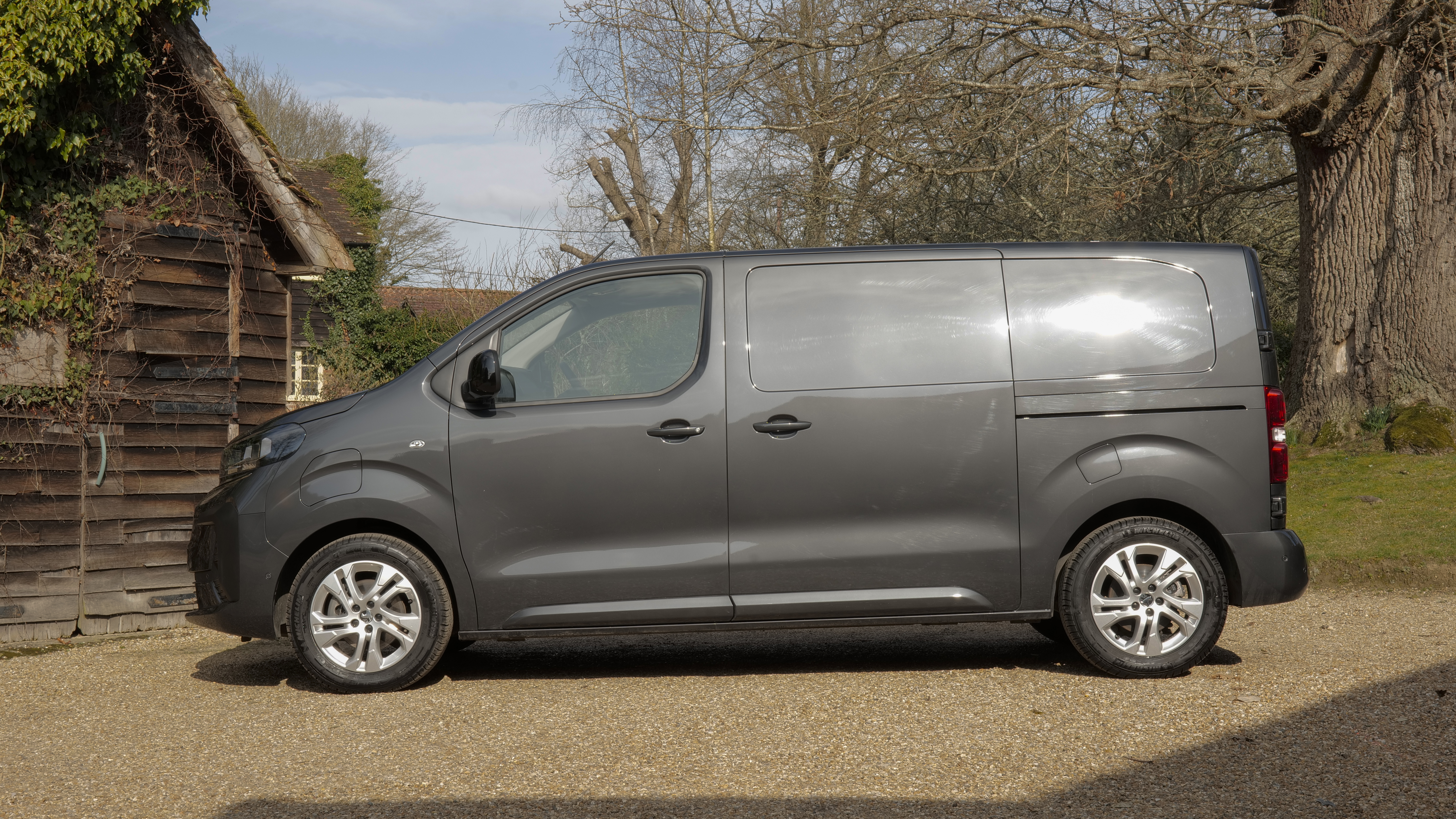 VAUXHALL VIVARO M DIESEL 2.2 Turbo D 150 Pro H1 Van